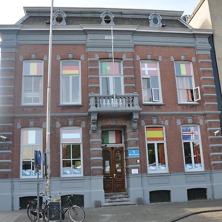 Breda Hostel / Youth Hostel 외부 사진