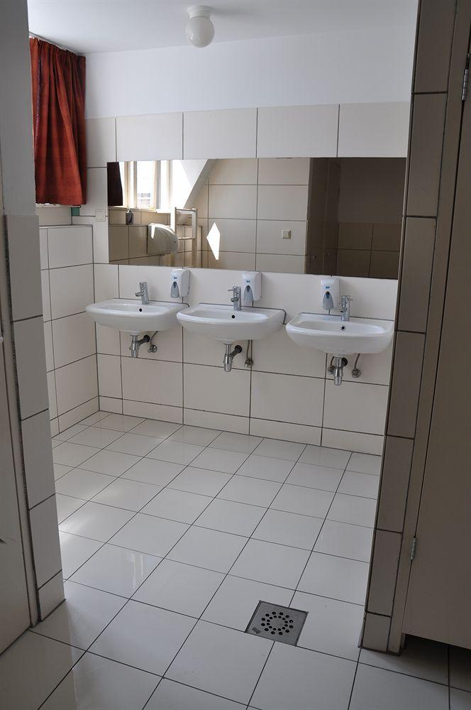 Breda Hostel / Youth Hostel 외부 사진
