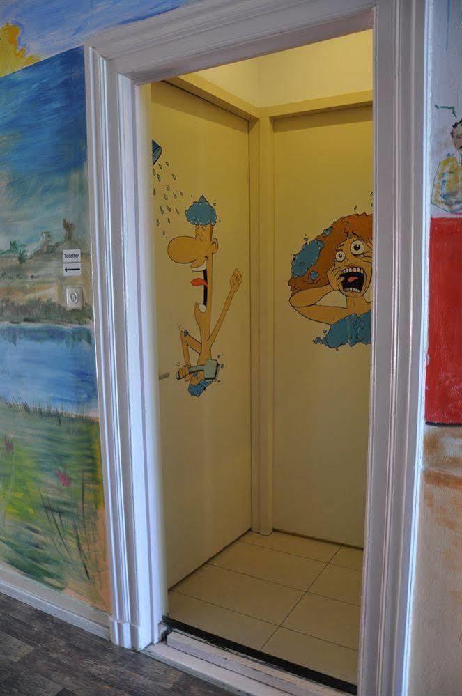 Breda Hostel / Youth Hostel 외부 사진